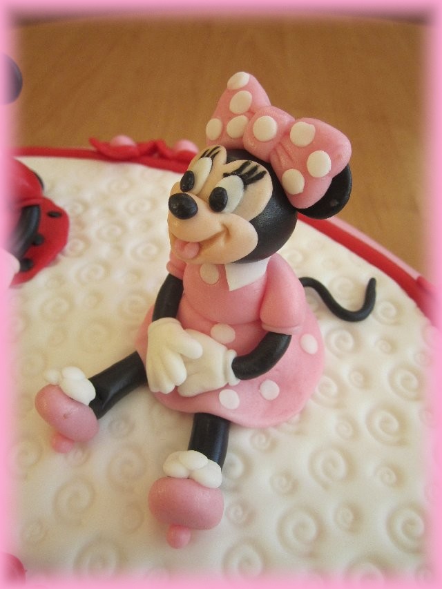 Minnie pro dvojčata, detail růžové